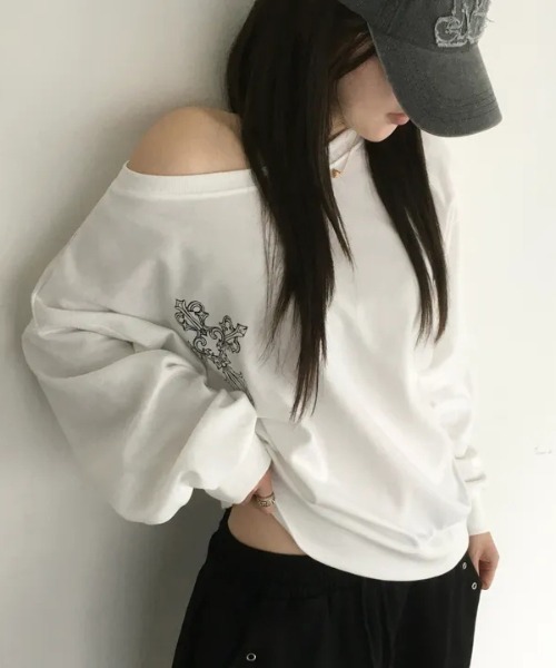 激レア スエット トレーナー リップ柄 カイリージェンナー愛用 激レア