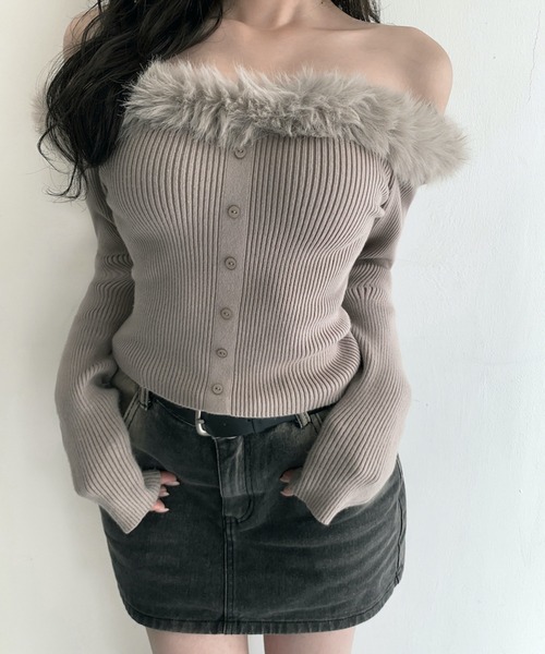 VEILA ニット セーター ファーオフショルダーリブニットトップス VEILA ニット セーター ファーオフショルダーリブニットトップス