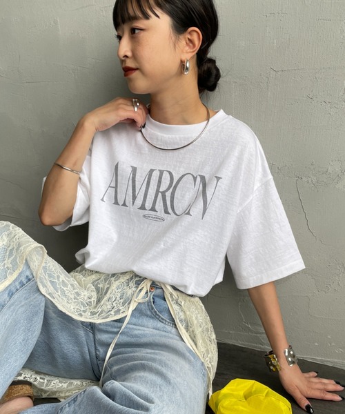 AMERICANA（アメリカーナ） tシャツ 別注 AMRCN ロゴプリント Tシャツ