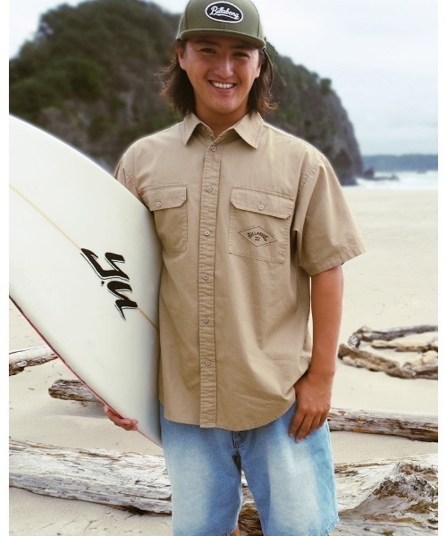 「BILLABONG」 半袖シャツ MEDIUM ベージュ メンズ_画像2