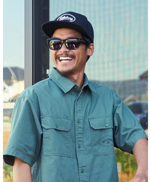 「BILLABONG」 半袖シャツ MEDIUM ベージュ メンズ_画像3