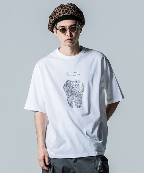 glamb tシャツ Deadman's Tooth T-Shirt / デッドマンズトゥース