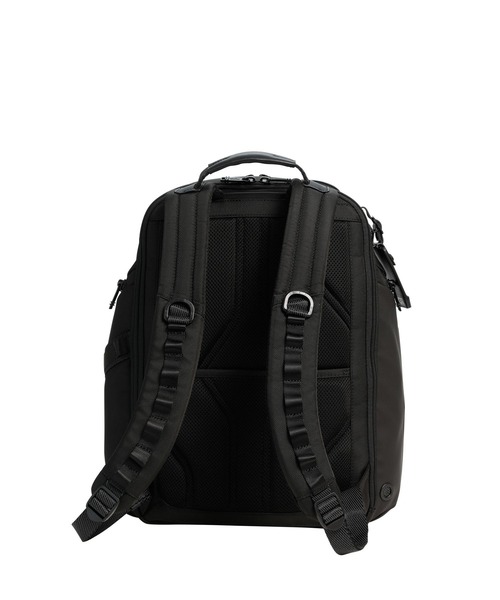 美品 入手困難！トゥミ リュックサックALPHA BRAVO A4可 ナイロン TUMI（トゥミ） デイバック リュック ALPHA BRAVO 「サーチ」バック