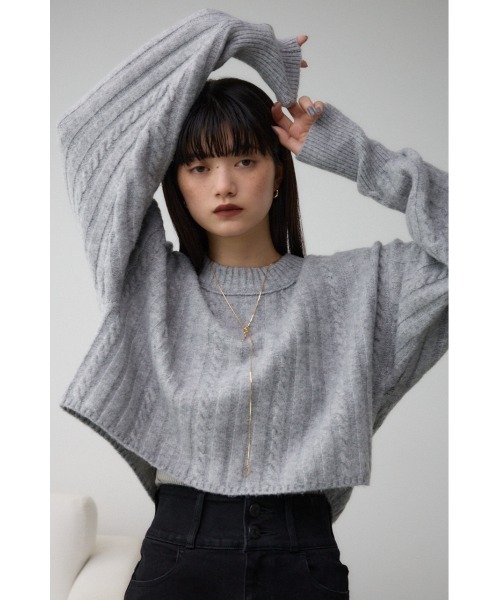 AZUL BY MOUSSY（アズールバイマウジー） ニット セーター ショート