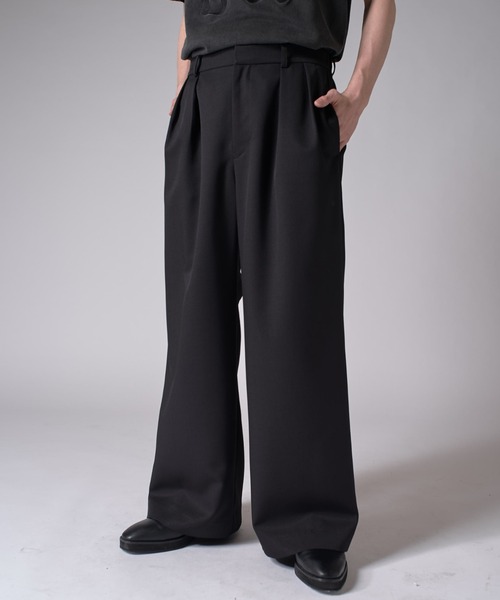 Paul Smith LONDON 2タック ワイドスラックス /OW70 Paul Smith LONDON 2タック ワイドスラックス /OW70 - パンツ新着