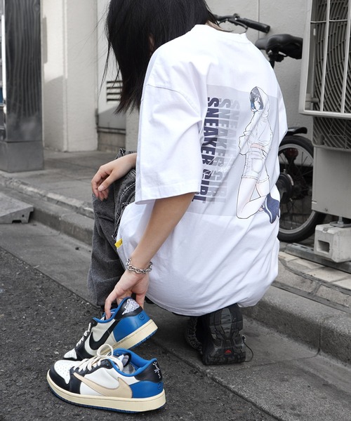 tシャツ 「SNKR GIRL × #鹿 (Shika) コラボ」ビッグシルエット