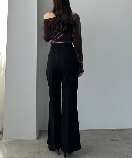 Louere（ルエレ） スラックス パンツ ピンタックフレアパンツ