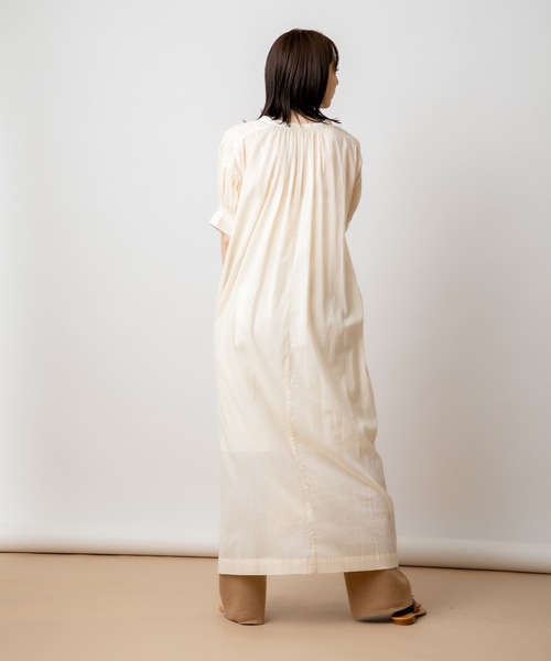 「Audrey and John Wad」 半袖ワンピース FREE ブラック レディース_画像3