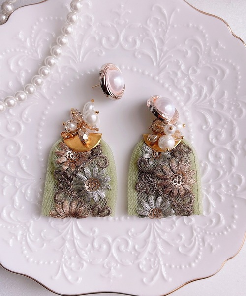 TONE（トネ） ピアス 「RosraiE」レトロパール グリーンインド刺繍