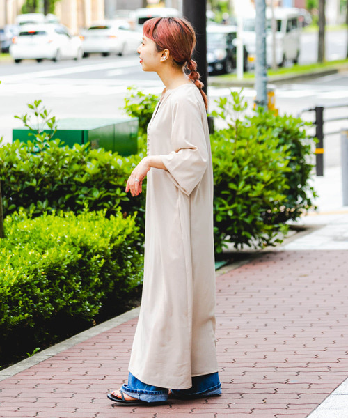 「ITEMS URBANRESEARCH」 長袖ワンピース FREE ベージュ系その他 レディース_画像6
