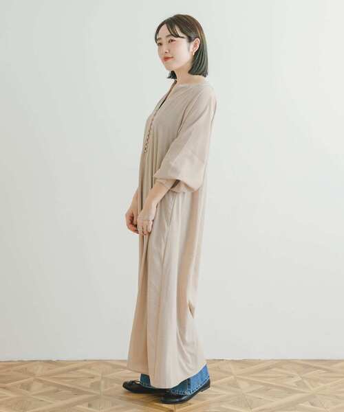 「ITEMS URBANRESEARCH」 長袖ワンピース FREE ベージュ系その他 レディース_画像9