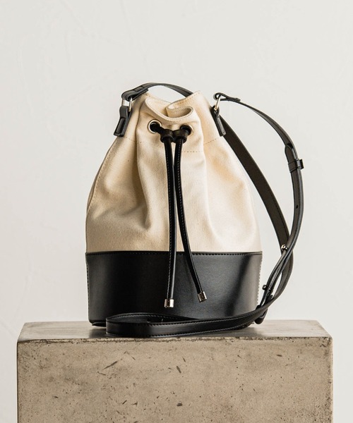 LAUTREAMONT ショルダーバッグ バッグ 「APPLE LEATHER