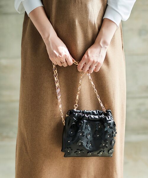 【レア☆】  Clove Triple ショルダーバッグ Tモノグラム レザー クレッセントバッグ: レディース ショルダー