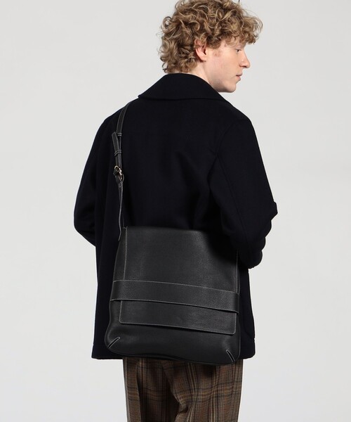 エィス ショルダーバッグ 「別注」A NAUHA L シュリンクレザー