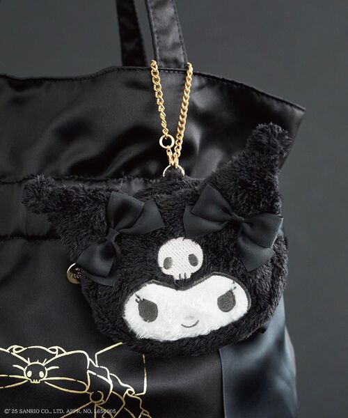 Maison de FLEUR（メゾンドフルール） ポーチ KUROMI フェイスポーチ