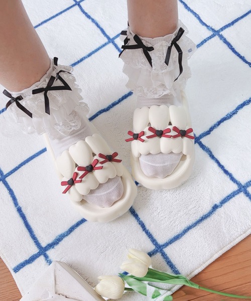 pyornim（ピョルニム） スリッパ 「26年春夏新作」リボン付きぽこぽこ