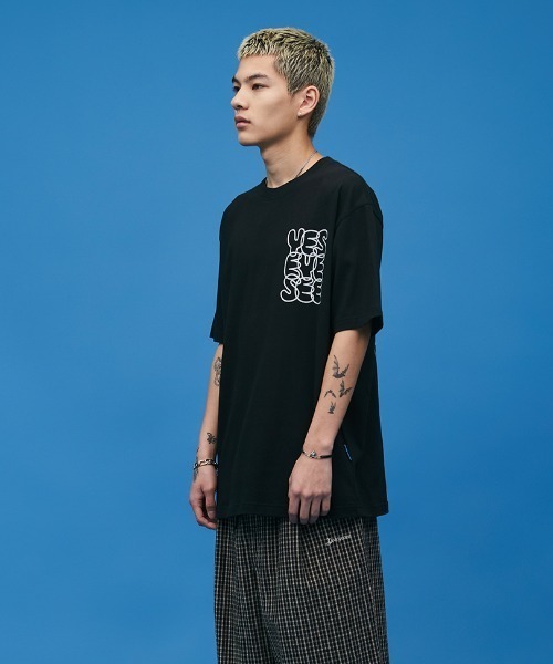 ★YESEYESEE★C-Logo Tee 半袖 Tシャツ 韓国 ブランド 人気 22SS○YESEYESEE○C-LOGO TEE 半袖 男女兼用 韓国発 人気