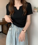 tシャツ 半袖 サイドシャーリング ネックVカ...の詳細画像2
