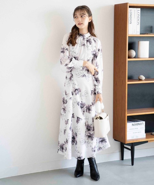 Noela ワンピース カーデ×ラインフラワーワンピース : ZOZOTOWN