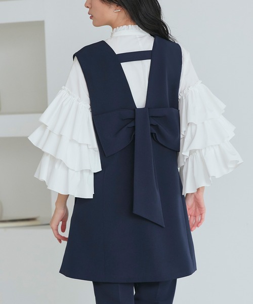 RUIRUE BOUTIQUE セットアップ ストレッチ ｜ Vネック バック