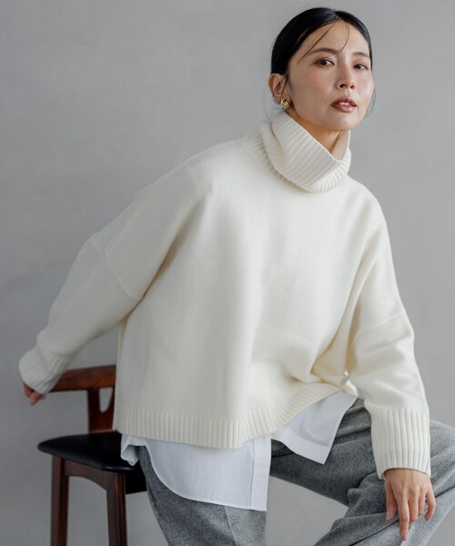 23区（ニジュウサンク） タートルネックニット 38 ベージュ レディース