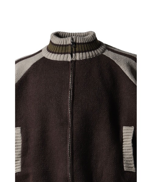 ニット セーター KNITTED BOMBER WITH BACK ARTWORK - BROWN レディース ニット セーター KNITTED BOMBER WITH BACK ARTWORK - BROWN