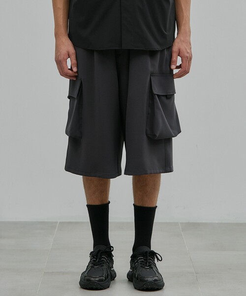 United Tokyo ドレープカーゴパンツ メンズ ダークグレー/1 United Tokyo ドレープカーゴパンツ メンズ ダークグレー/1 United