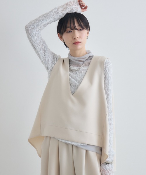 新品　TRANOI グレー ベスト　ジレコート Paradise Picnic（パラダイスピクニック） ベスト ジレ TRANOI. バック