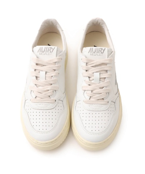 AUTRY（オートリー） スニーカー AUTRY MEDALIST LOW WOMAN / オート