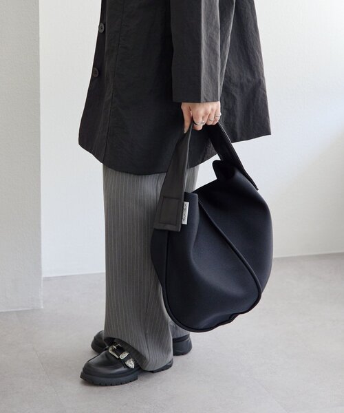 ear PAPILLONNER（イア パピヨネ） トートバッグ 「kawa-kawa(カワカワ