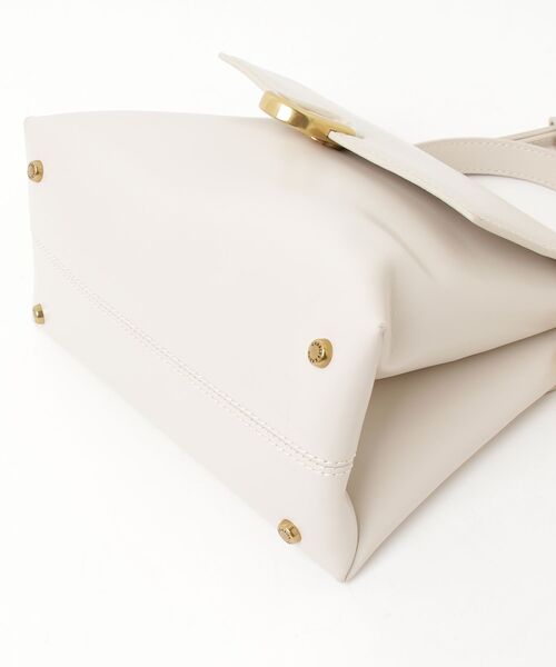 「CHARLES & KEITH」 ショルダーバッグ M クリーム レディース_画像3