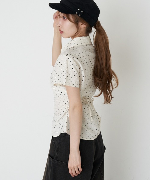 ブラウス シャツ 「7色展開  ラインストーン / ドット/ ストライプ / チェック」胸刺繍コンパクト半袖シャツ レディースの画像