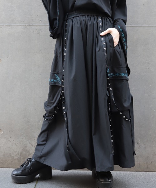 REZEN（リゼン） ワイドパンツ カーゴパンツ 和傘刺繍カーゴパンツ