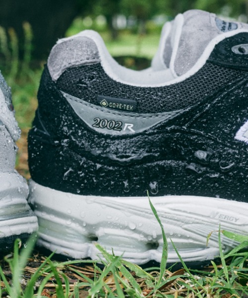 New Balance（ニューバランス） 防水 スニーカー M2002RXD メンズ