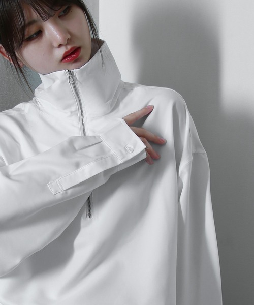 【ホワイト】ハーフジップ カラーシャツ (WOMENS) WOMEN ルーズフィット ハーフジップ スウェットポロ ホワイト