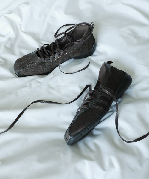 BLISS LACEUPメッシュ レースアップ フラットシューズ 付属アクセ付き 221e908ad5fc2c5d65d218f4fdbe4a