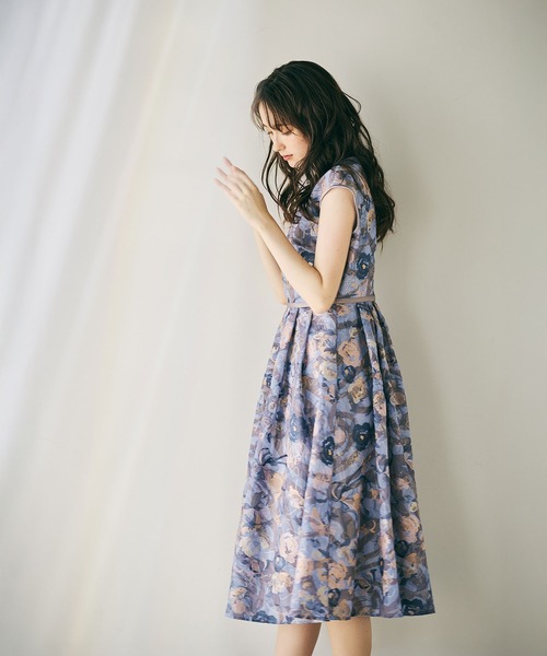 ワンピース アールヌーボー調刺繍ワンピースの画像