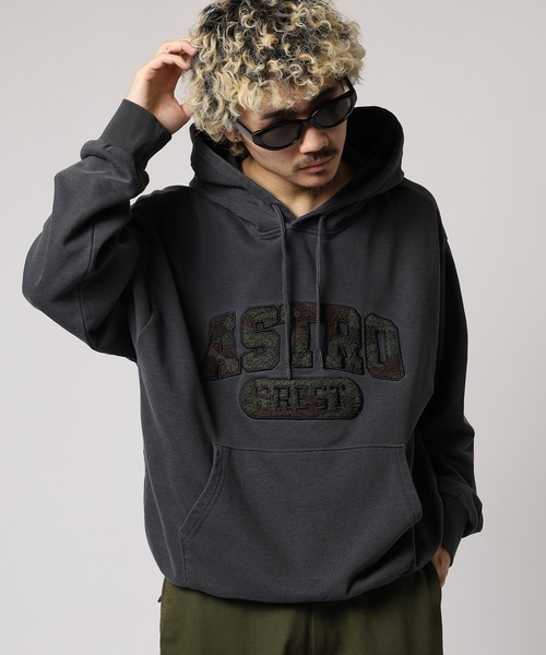 スマホショルダー パーカー JUNGLESTOTM CAMO相良刺繍加工プルパーカー メンズ レディース | Jungle Storm | 05