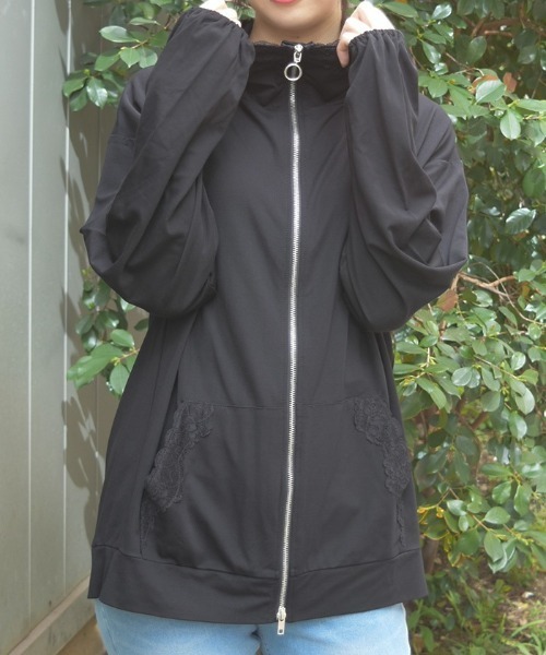 未使用に近い トルネードマート 黒 クラッシュカットフーデッドロング