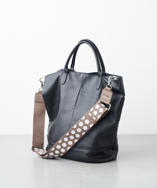 BEARDSLEY（ビアズリー） トートバッグ チャーム付きシュリンク2way 