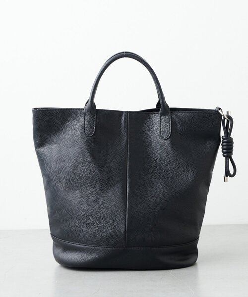 BEARDSLEY（ビアズリー） トートバッグ 大きめ チャーム付きシュリンク