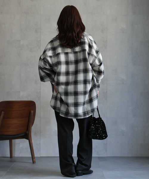 美品 24AW完売品 グレディブリリアン オンブレチェックシャツ オーバーサイズ 美品 24AW完売品 グレディブリリアン オンブレチェックシャツ