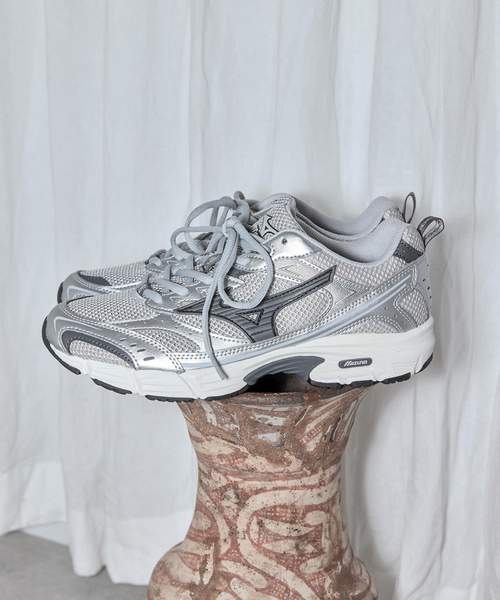 美品　Mizuno MXR スニーカー　D1GA245106 MIZUNO スニーカー MXR D1GA245106：スニーカー レディース