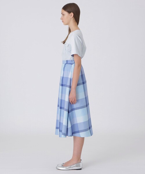 BLUE LABEL CRESTBRIDGE（ブルーレーベルクレストブリッジ） スカート