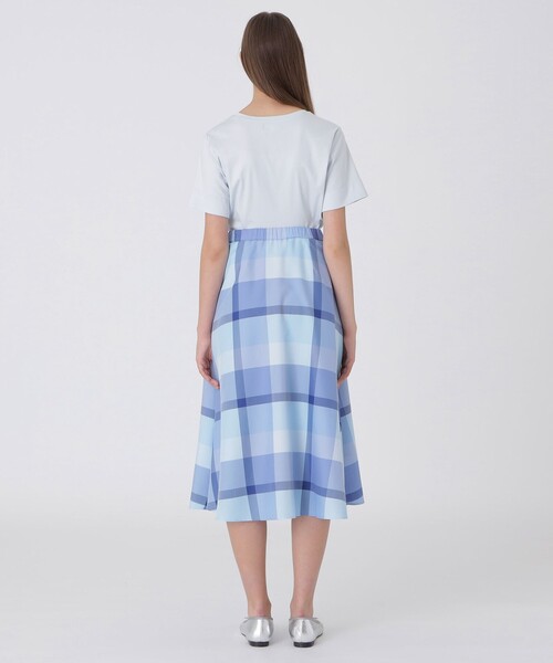 BLUE LABEL CRESTBRIDGE（ブルーレーベルクレストブリッジ） スカート
