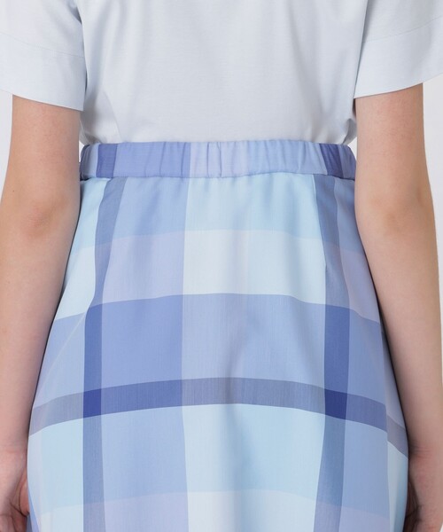 BLUE LABEL CRESTBRIDGE（ブルーレーベルクレストブリッジ） スカート