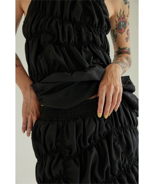 OMMO（オーエムエムオー） IRREGULAR SHIRRING TOP レディース