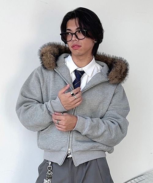 MandO（エムオー） パーカー ボリュームファージップパーカー