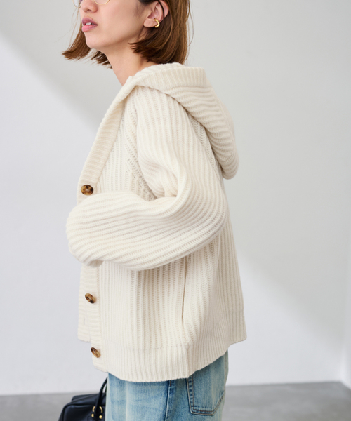 新品フレームワークWOOLフードカーディガンホワイト25AW FRAMeWORK（フレームワーク） カーディガン WOOLフードカーディガン