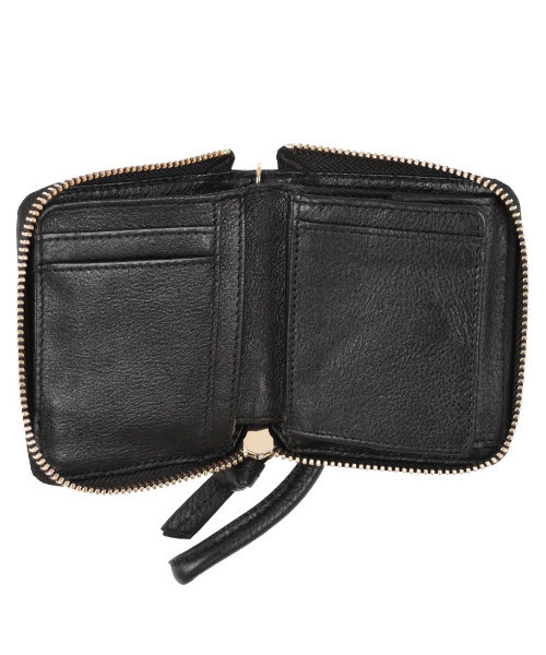 perche（ペルケ） 財布 perche / ドット型押しパームフィット